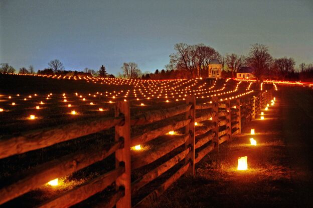 Memorial Illumination auf dem Antietam National Battlefield Memorial Illumination auf dem Antietam National Battlefield