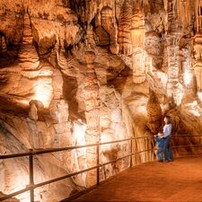 regionen/usa/ostkueste/capital-region/virginia/allgemein/luray-caverns-poles.cr1256x1256-0x76 regionen/usa/ostkueste/capital-region/virginia/allgemein/luray-caverns-poles.cr1256x1256-0x76