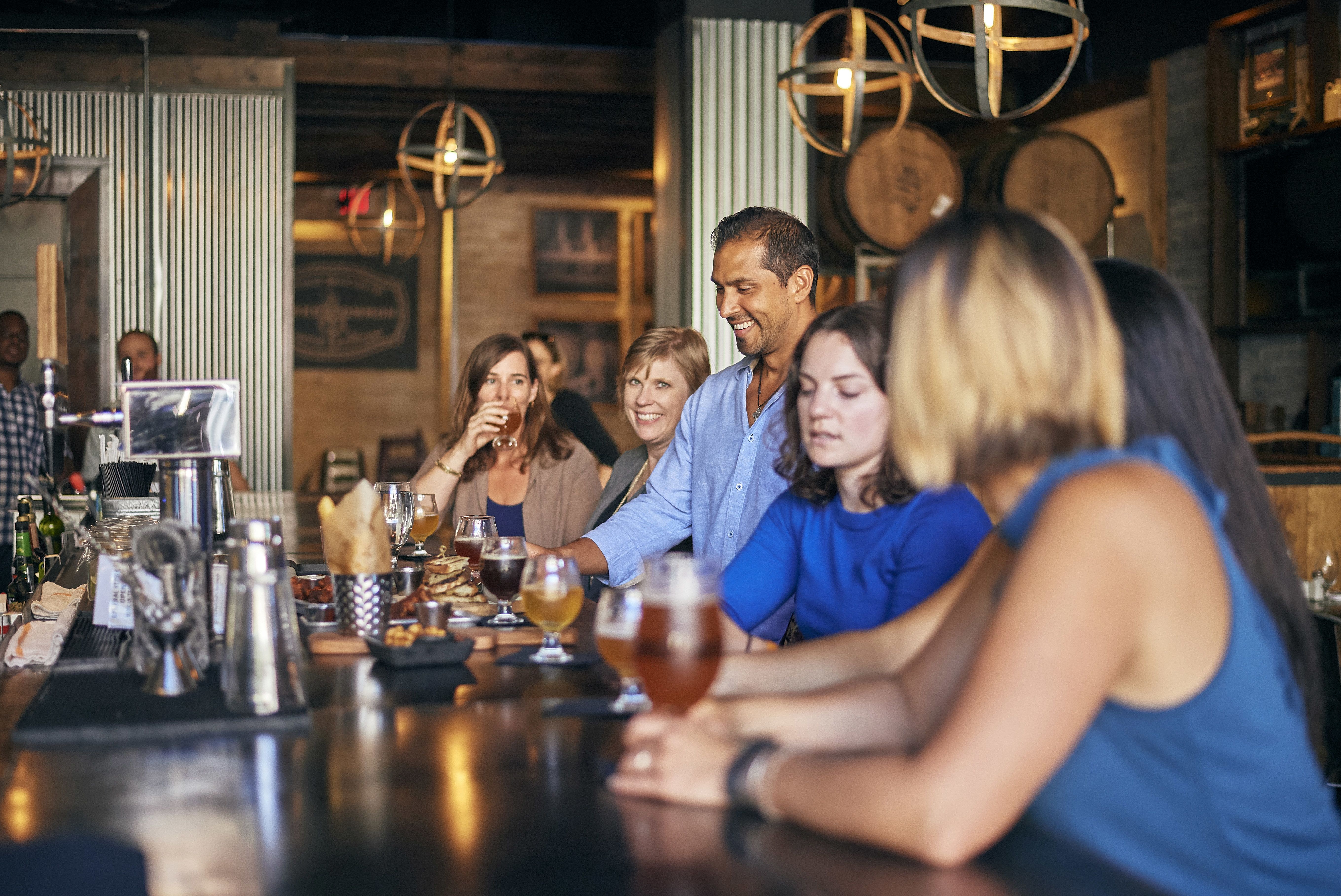 Zu Gast in dem Heritage Brewpub & Roastery in Arlington