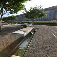 regionen/usa/ostkueste/capital-region/virginia/arlington/national-9-11-pentagon-memorial-in-arlington.cr3836x3840-1140x0 regionen/usa/ostkueste/capital-region/virginia/arlington/national-9-11-pentagon-memorial-in-arlington.cr3836x3840-1140x0