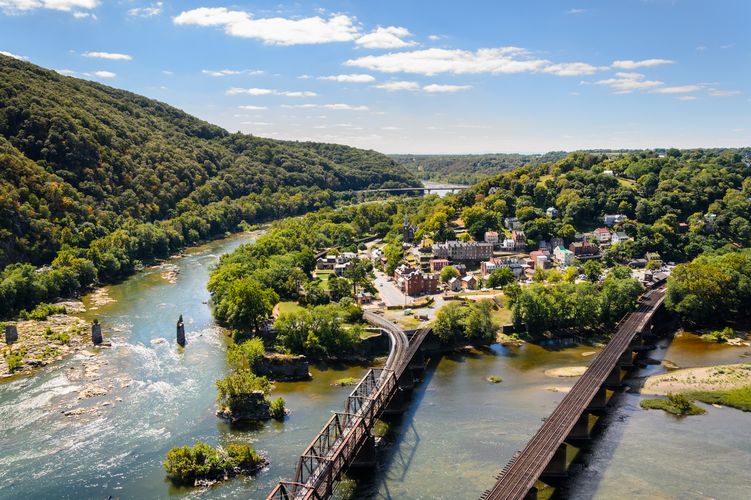 Im Harpers Ferry National Historical Park treffen sich der Shenandoah River und der Potomac River