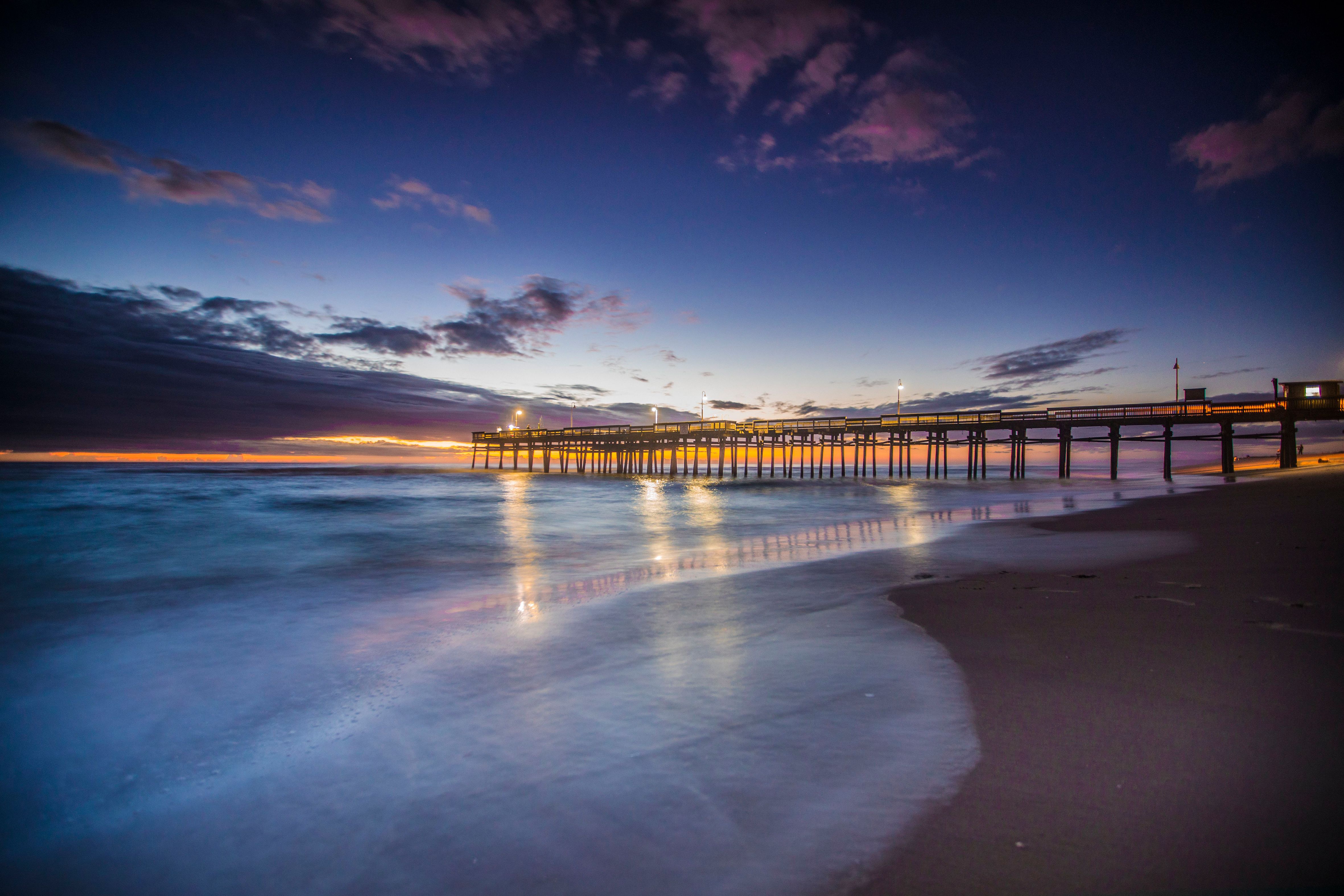 Sonnenaufgang am Strand von Sandbridge