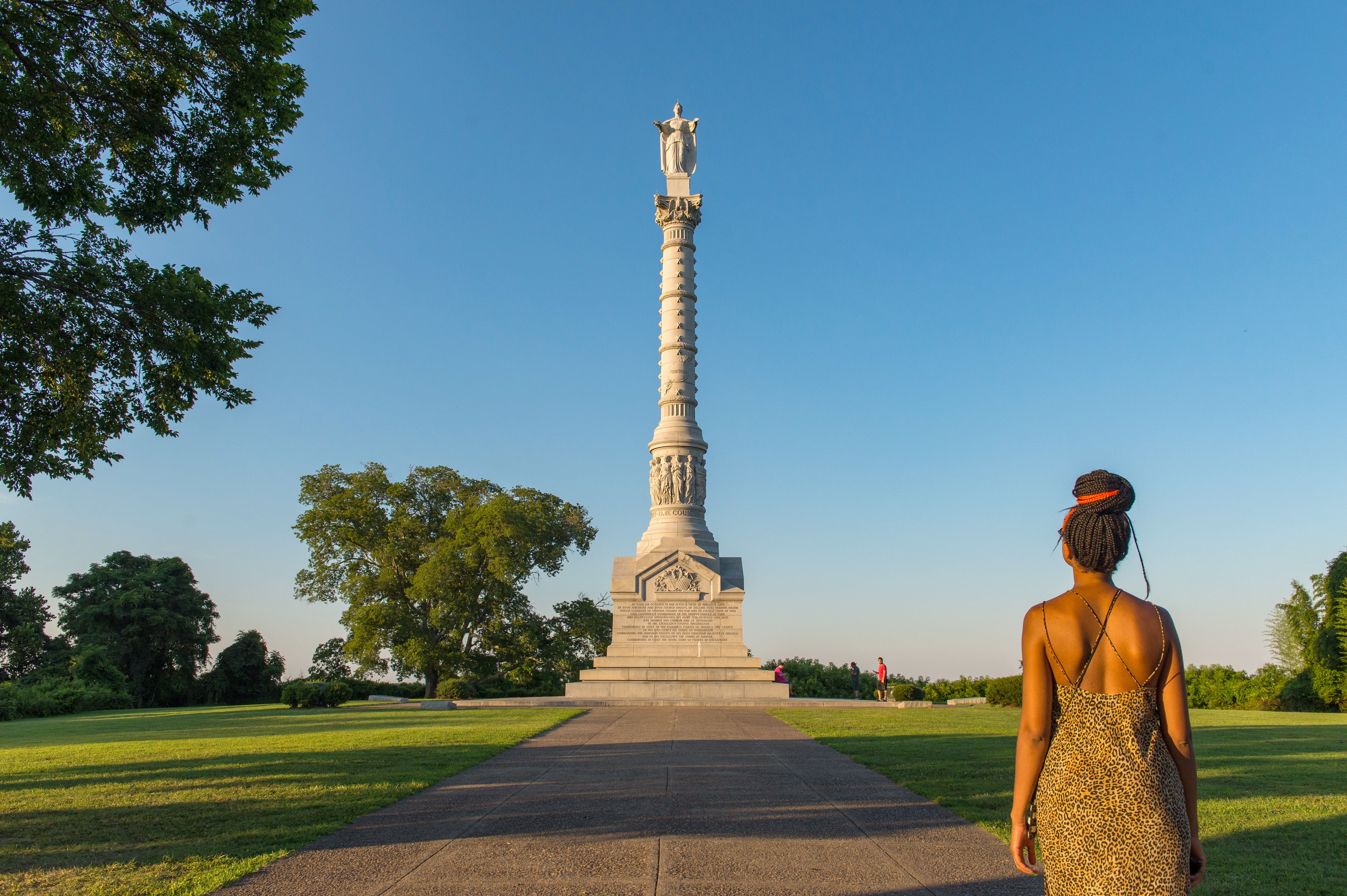 Die Statue Yorktown Victory Monument in Williamsburg, Virginia