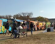 regionen/usa/ostkueste/capital-region/washington-dc/food-truck-market-washington-dc.cr4032x1766-0x596 regionen/usa/ostkueste/capital-region/washington-dc/food-truck-market-washington-dc.cr4032x1766-0x596