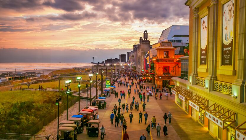 Die malerische Promenade von Atlantic City Die malerische Promenade von Atlantic City