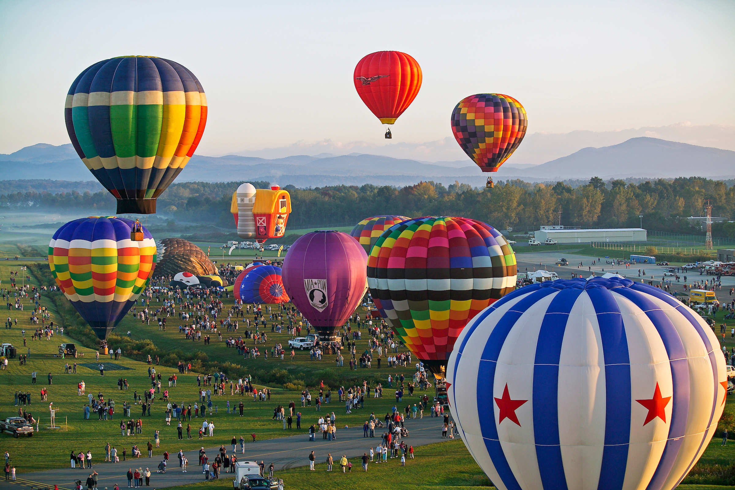 Heißluftballons beim Adirondack Balloon Festival, Queensbur