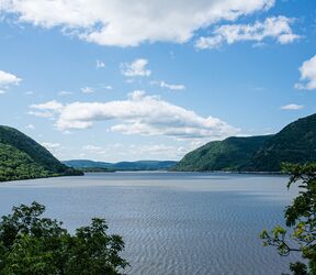 Schöner Ausblick auf den Hudson River im Hudson Valley