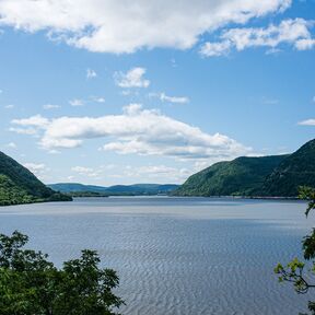 Schöner Ausblick auf den Hudson River im Hudson Valley