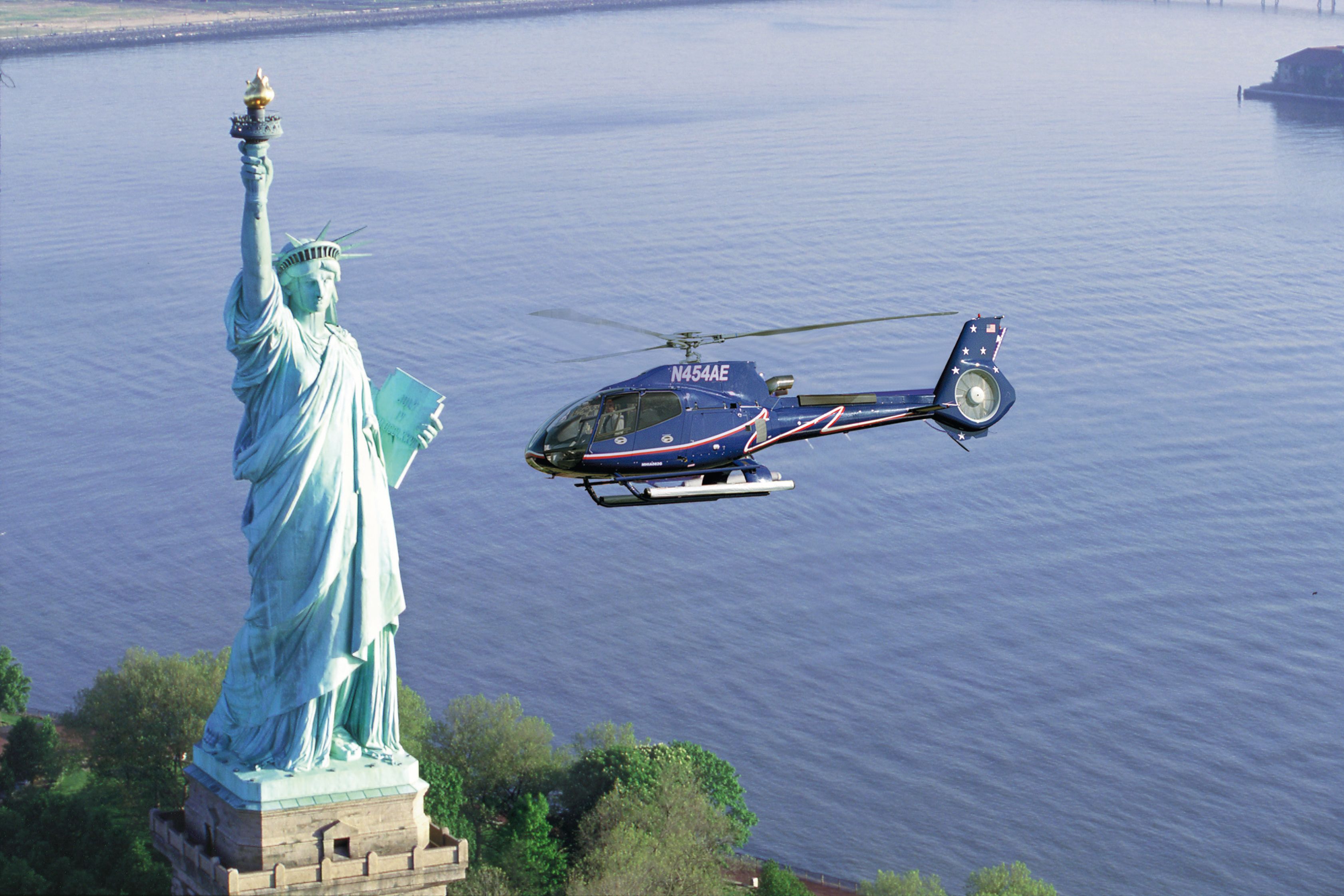 Rundflug New York Canusa