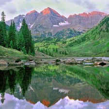 regionen/usa/rocky-mountain-staaten/colorado/allgemein/elk-mountains-maroon-bells-see.cr1500x1500-412x0 regionen/usa/rocky-mountain-staaten/colorado/allgemein/elk-mountains-maroon-bells-see.cr1500x1500-412x0