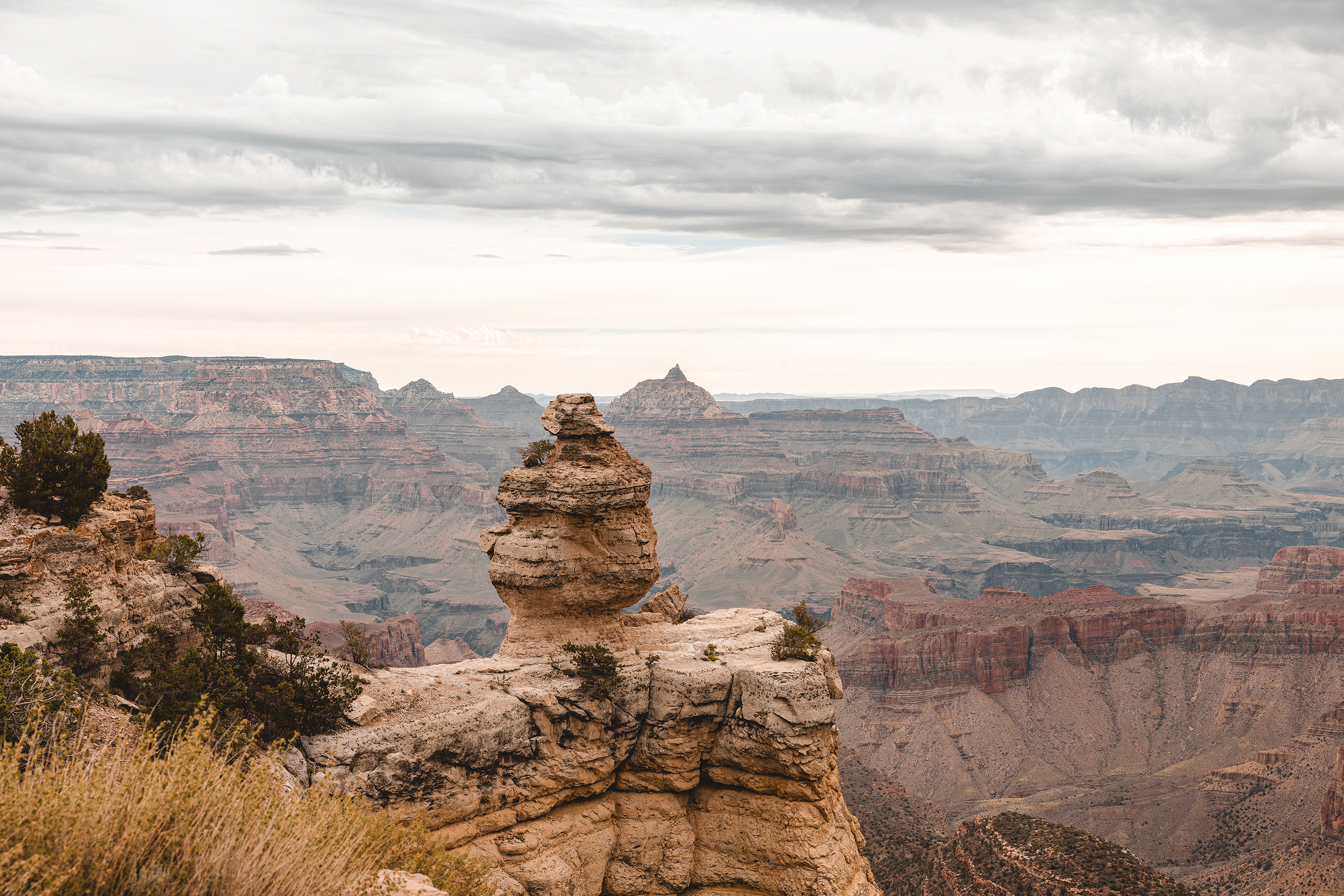 Eine herrliche Aussicht auf den Grand Canyon