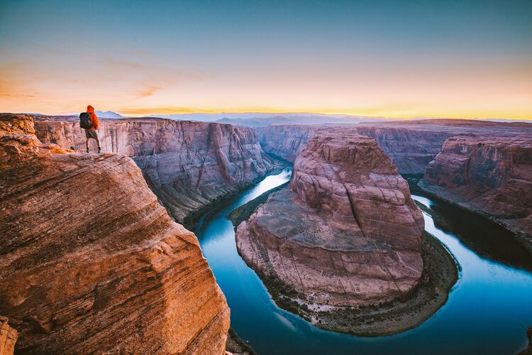 Atemberaubende Klippen am Colorado river