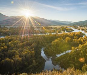 Die SÃ¼dgabel des Snake Rivers in der NÃ¤he von Swan Valley in Idaho