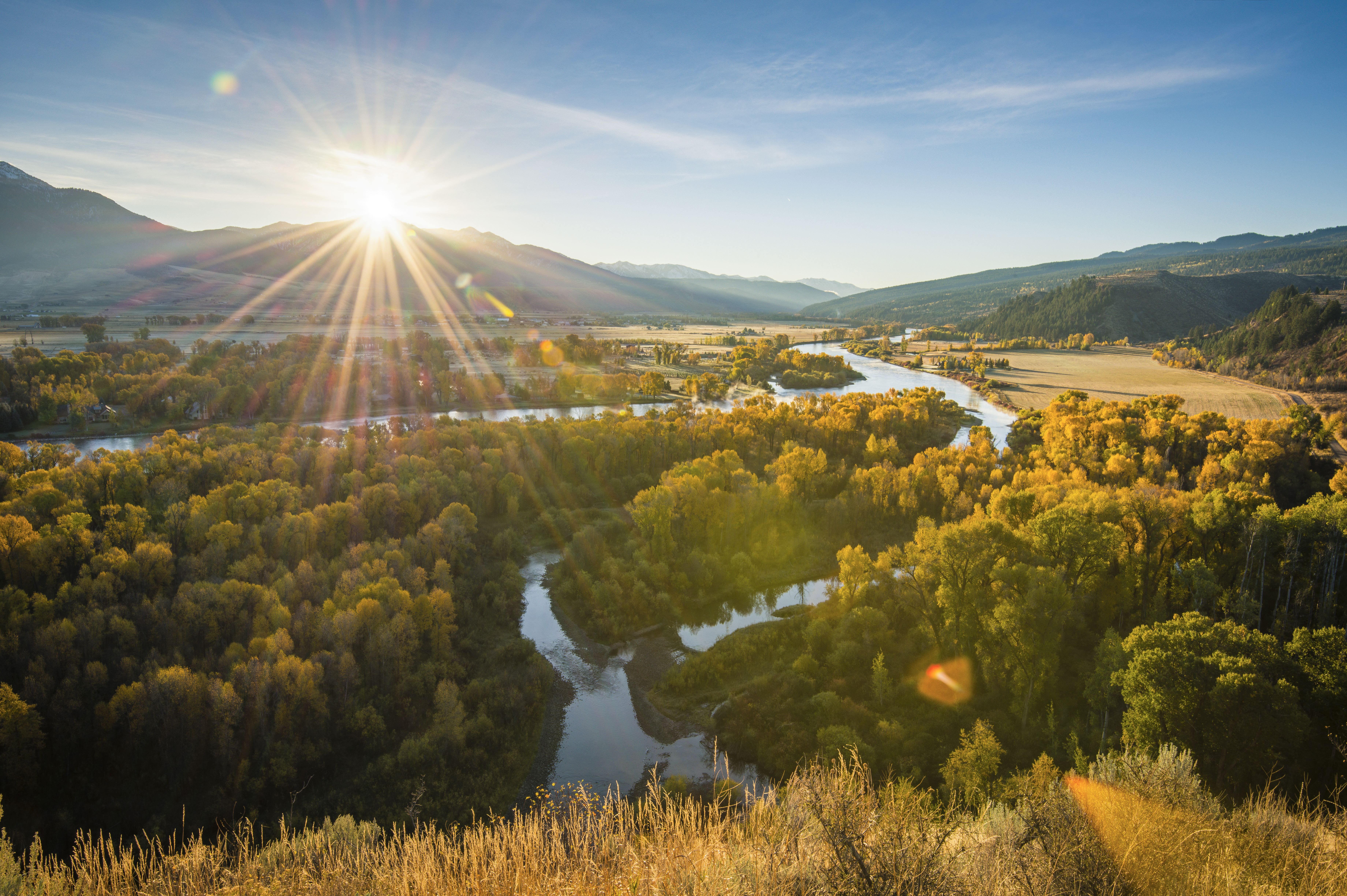 Die SÃ¼dgabel des Snake Rivers in der NÃ¤he von Swan Valley in Idaho