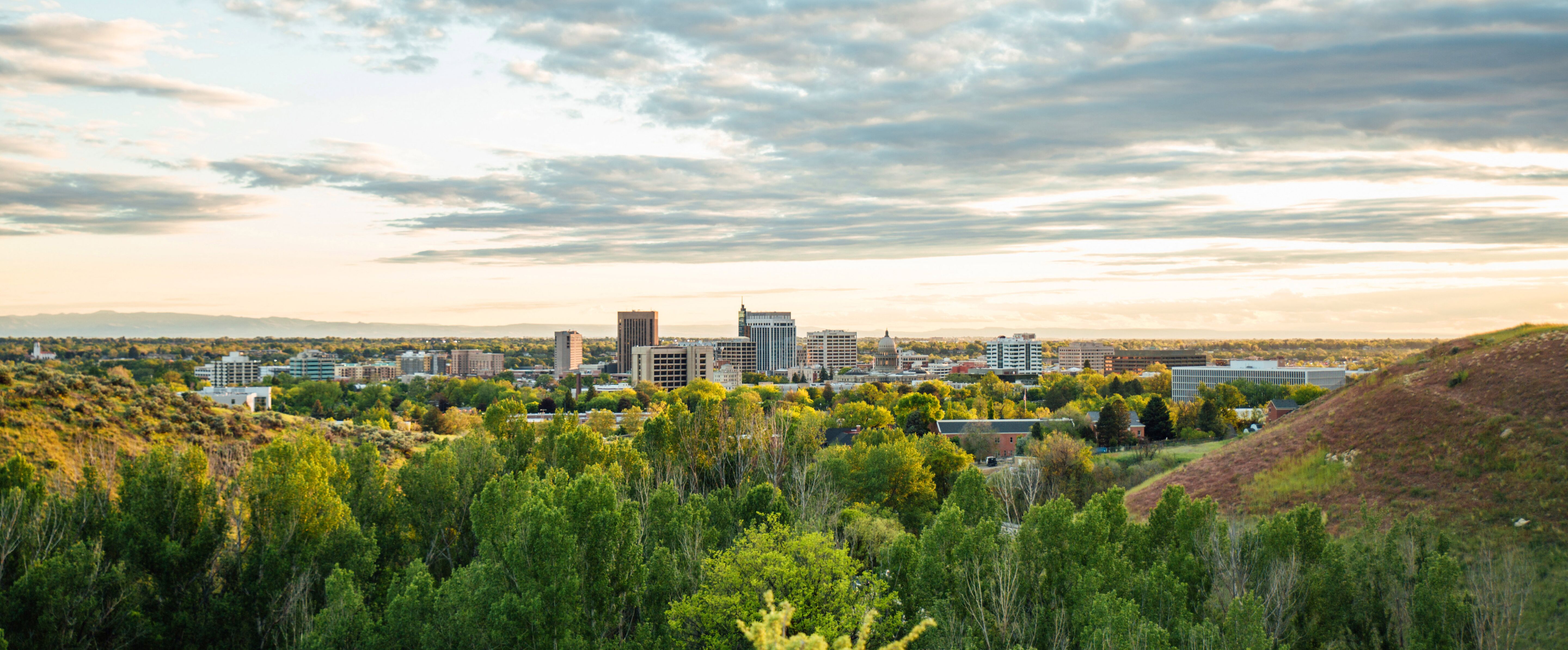 Blick vom Ridge To River Trail System auf Boise