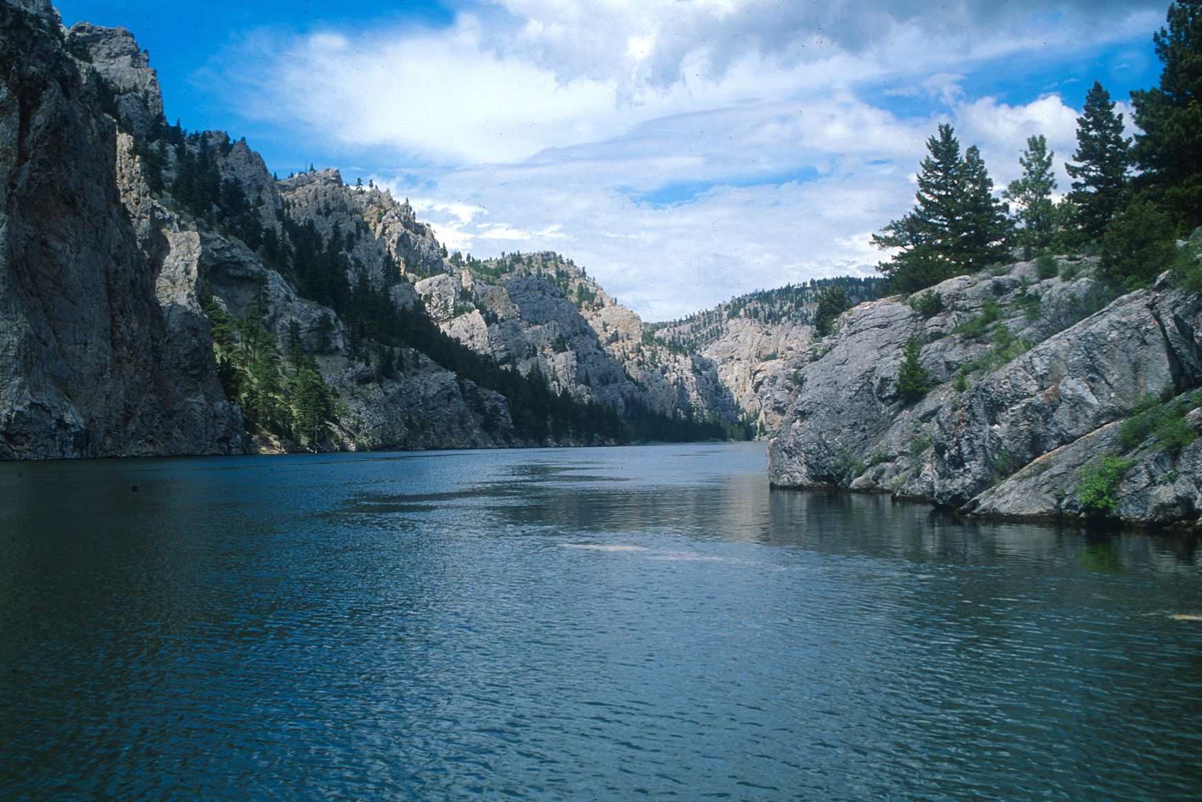 regionen/usa/rocky-mountain-staaten/montana/allgemein/gates-of-the-mountains-missouri-river.cr1743x1163-0x0