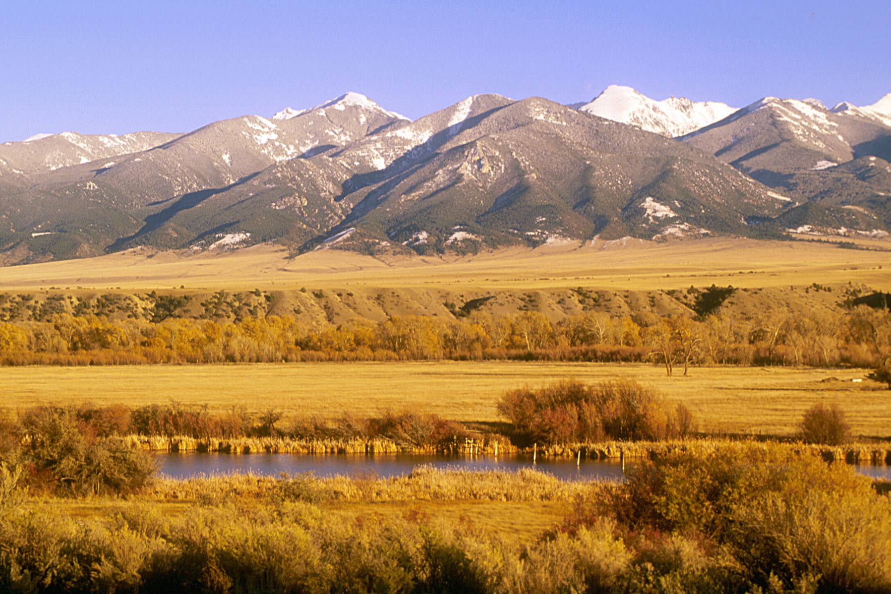 regionen/usa/rocky-mountain-staaten/montana/allgemein/jefferson-river-berge.cr1797x1198-0x0