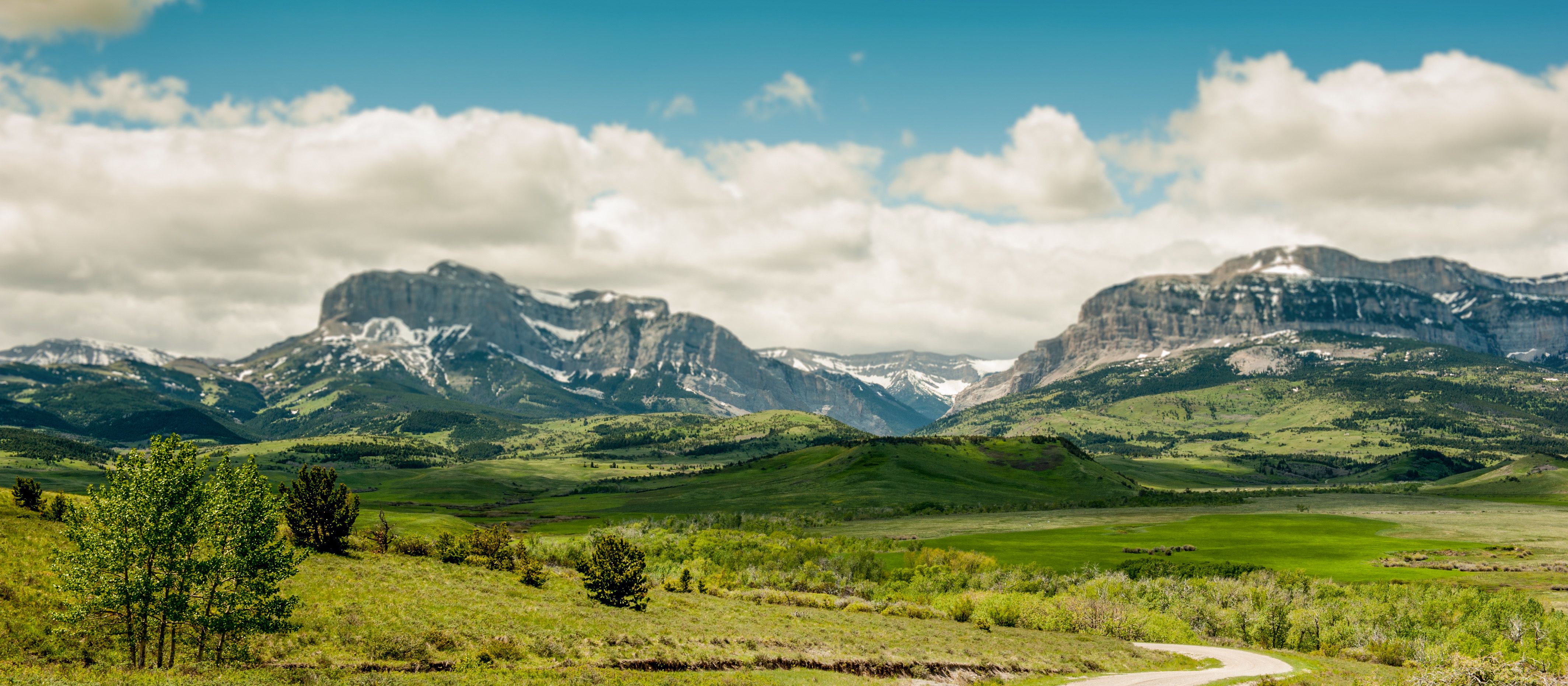 Die beeindruckende Rocky Mountain Front in der NÃ¤he von Dupuyer in Montana