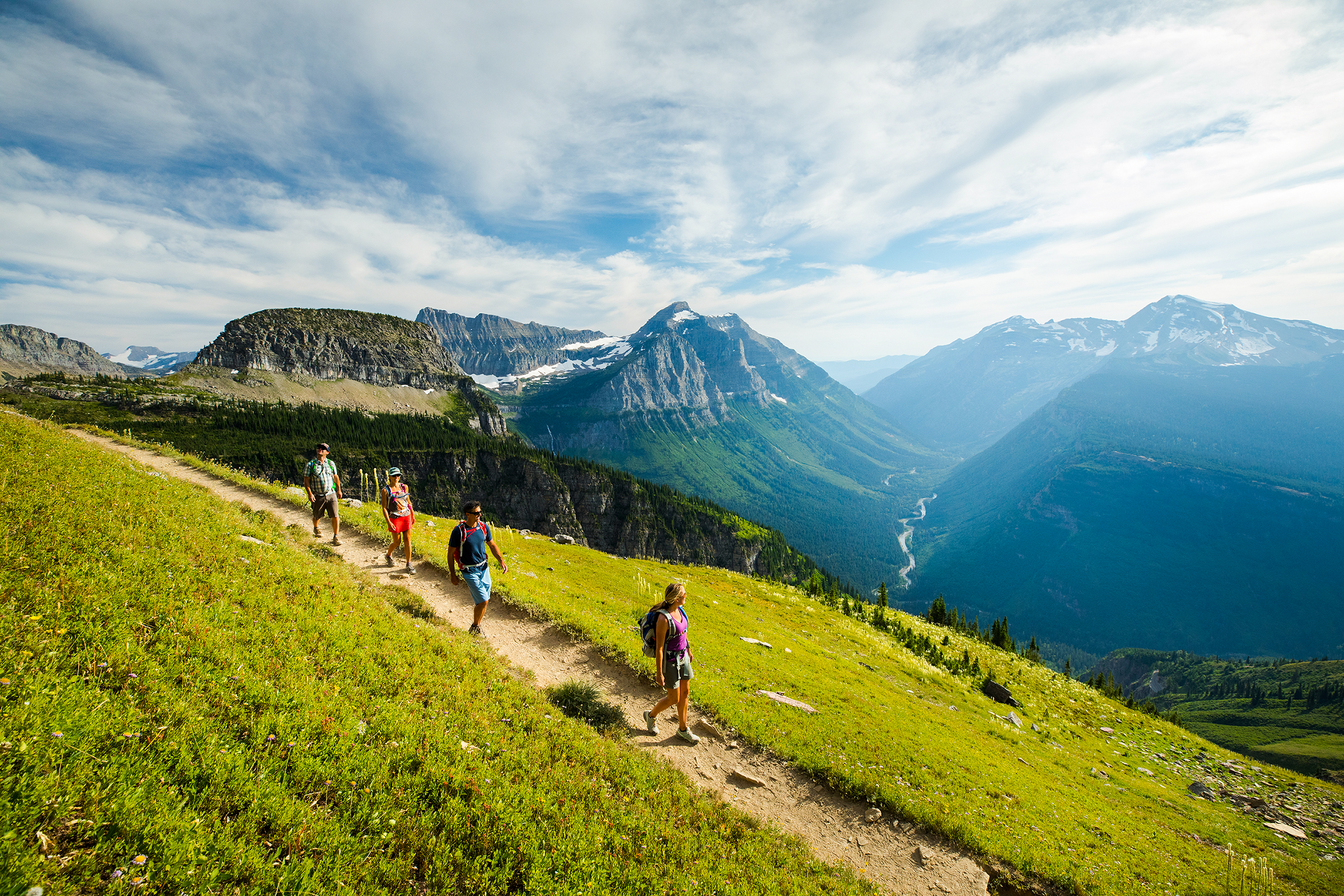 Auf Wanderschaft im atemberaubenden Glacier Nationalpark in Montana