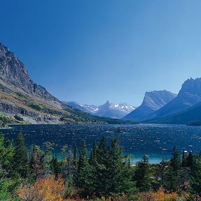 regionen/usa/rocky-mountain-staaten/montana/glacier-national-park/st-mary-lake.cr1768x1768-366x0