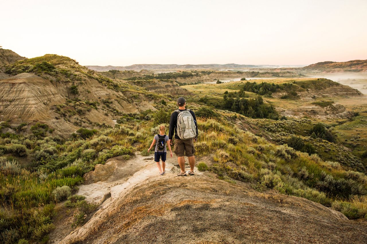 Wanderen im Theodore-Roosevelt-Nationalpark in North Dakota