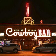 regionen/usa/rocky-mountain-staaten/wyoming/allgemein/jackson-hole-million-dollar-cowboy-bar-credit-wyoming-office-of-tourism.cr534x534-137x0 regionen/usa/rocky-mountain-staaten/wyoming/allgemein/jackson-hole-million-dollar-cowboy-bar-credit-wyoming-office-of-tourism.cr534x534-137x0