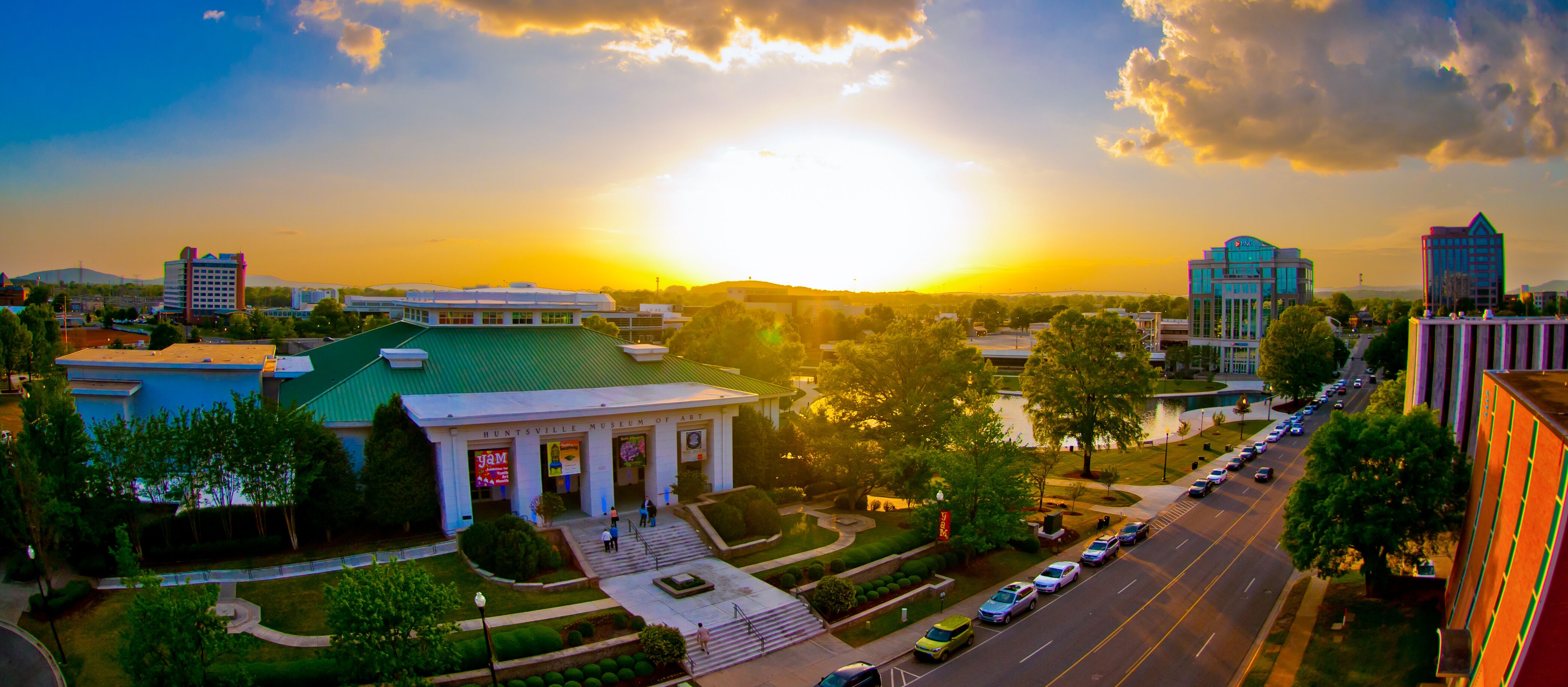 Blick auf das Museum of Art in Huntsville, Alabama
