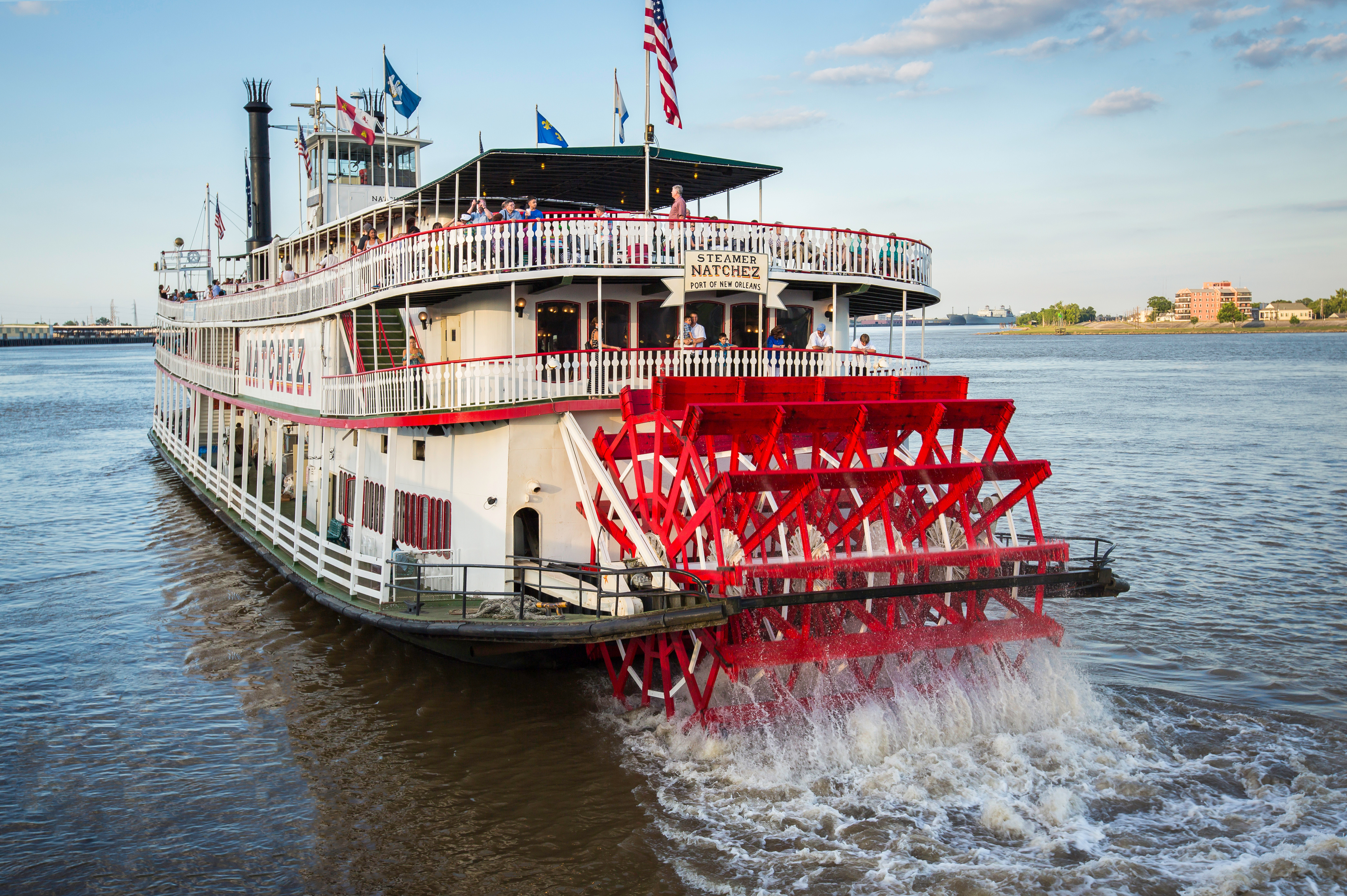 Der Raddampfer Natchez auf dem Mississippi