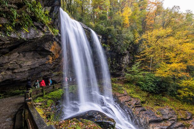 Besuch der Upper Cullasaja Falls im Nantahala National Forest in North Carolina