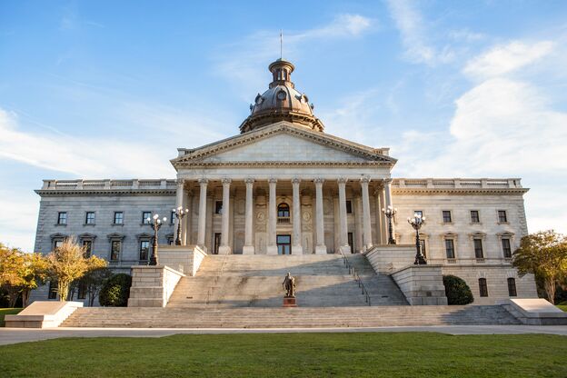 Blick von vorne auf das Columbia State House in South Carolina Blick von vorne auf das Columbia State House in South Carolina