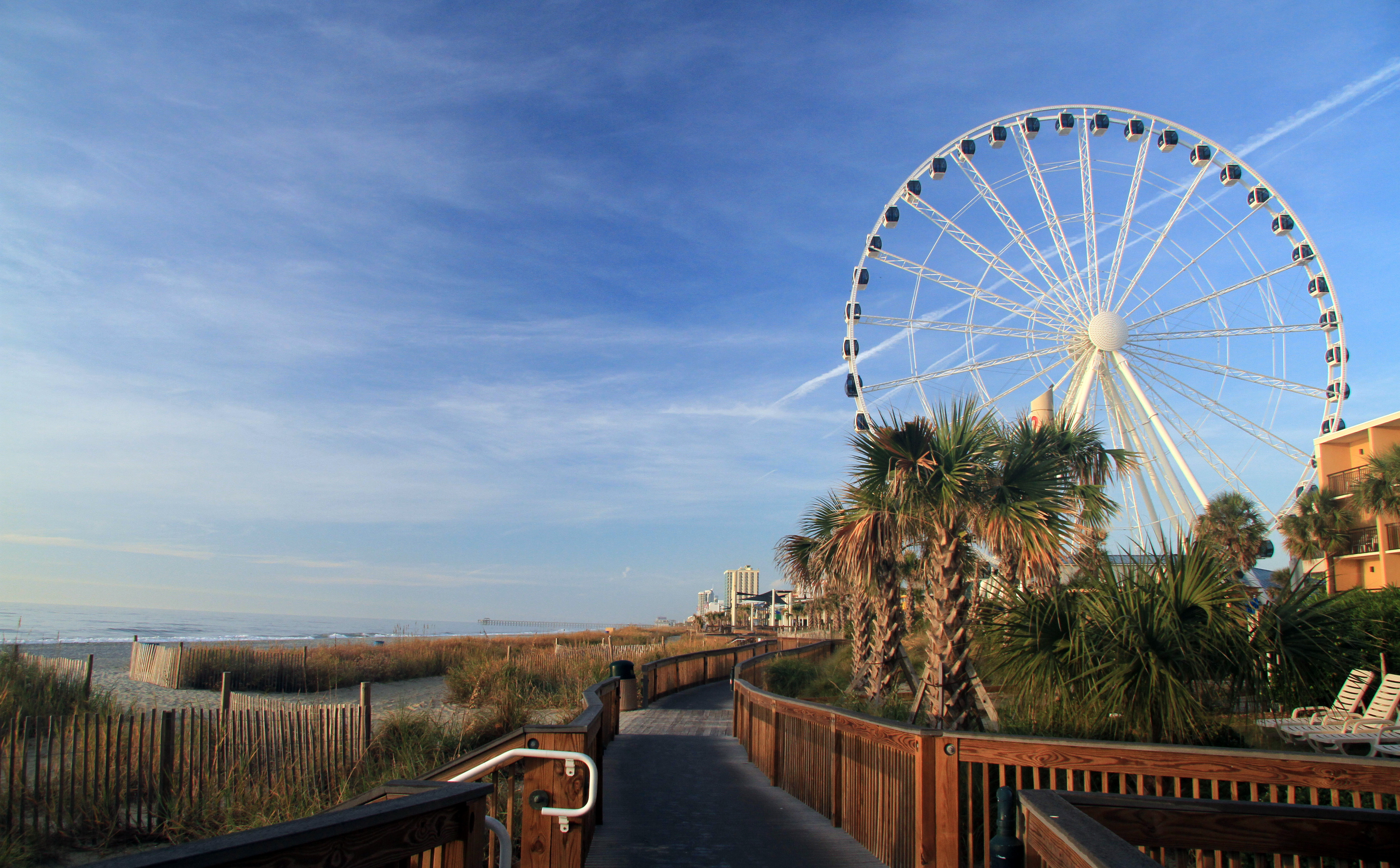 Ein Skywheel am Strand von Myrtle Beach in South Carolina