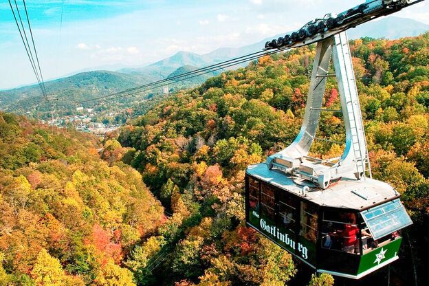 Eine Gondelbahn nahe Gatlinburg, Tennessee Eine Gondelbahn nahe Gatlinburg, Tennessee
