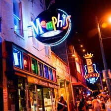regionen/usa/suedstaaten/tennessee/memphis/beale-street-nachtleben.cr2482x2480-579x0 regionen/usa/suedstaaten/tennessee/memphis/beale-street-nachtleben.cr2482x2480-579x0