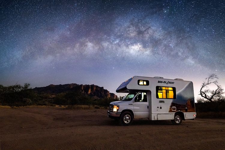Mit dem Camper von Cruise America zum unglaublichen Sternenzelt in den Superstition Mountains in Arizona