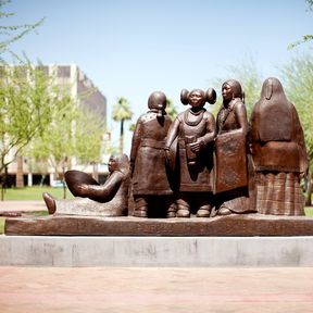 Statuen im Heard Museum in Phoenix, Arizona