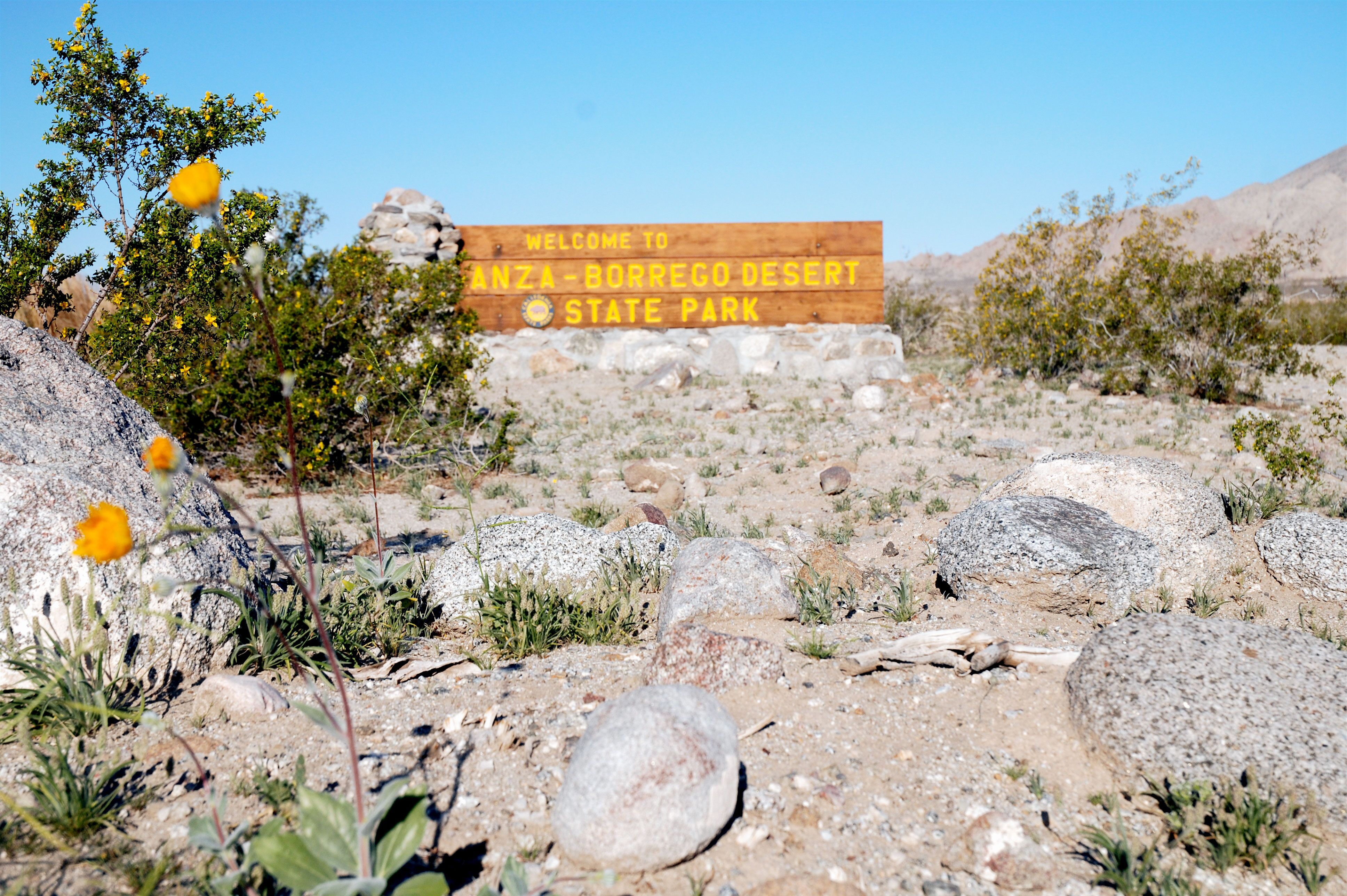 Eingangsschild des Anza-Borrego Desert State Park in Kalifornien