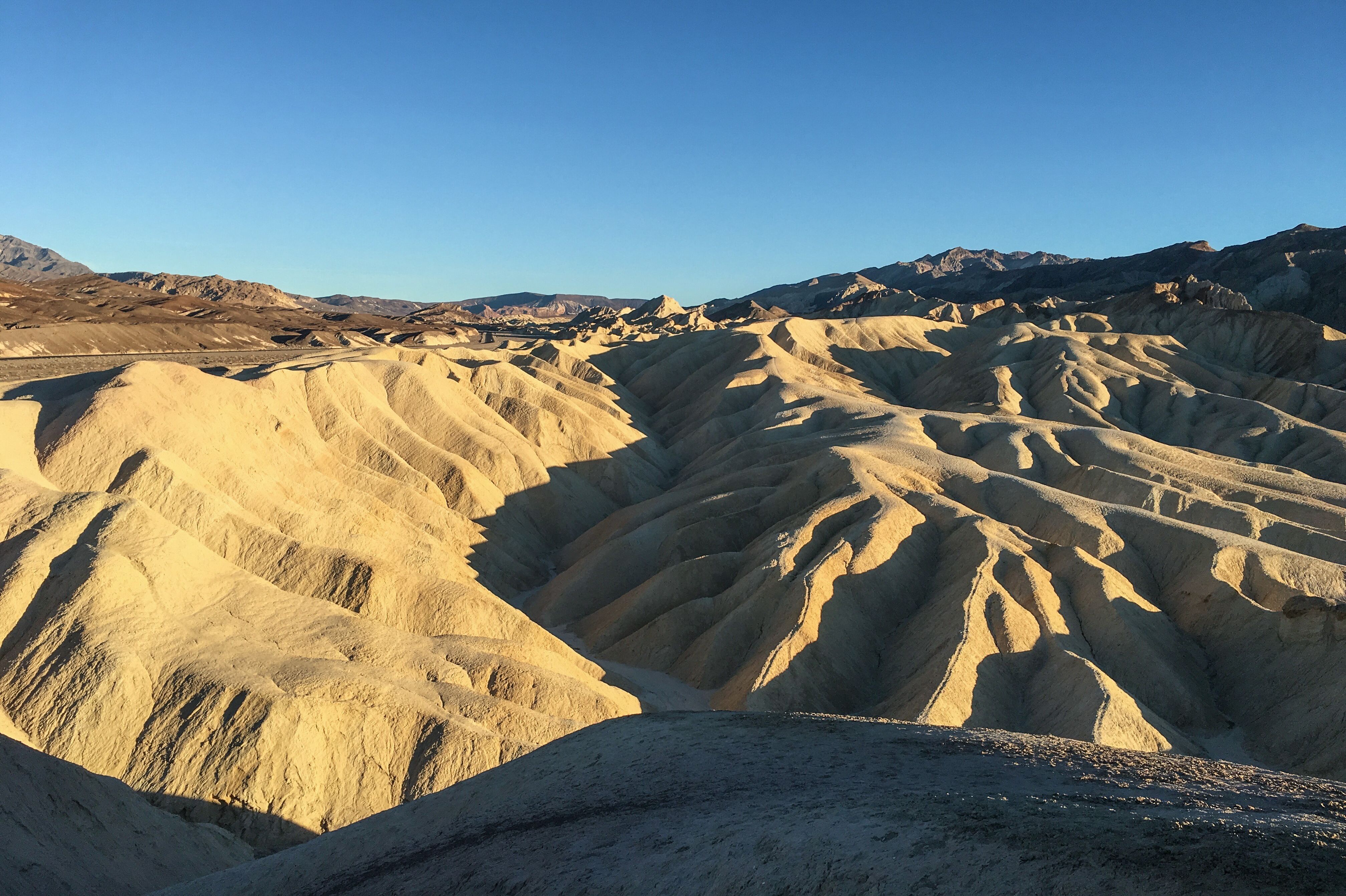 Die Aussicht vom Zabriskie Point im Death-Valley-Nationalpark