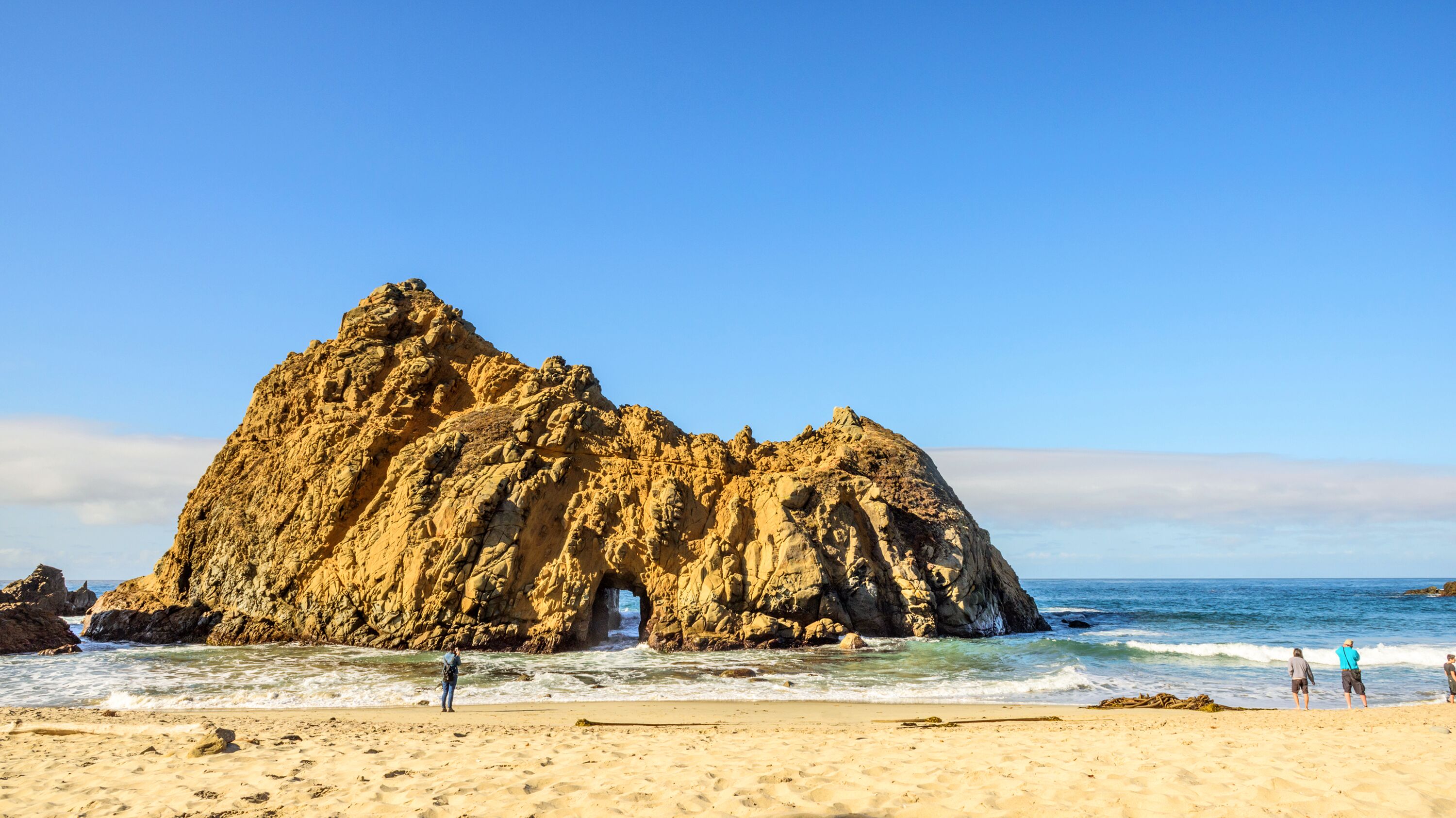 Keyhole Arch am Pfeiffer Beach Der bekannten Keyhole Arch am Pfeiffer Beach in Big Sur, Kalifornien.