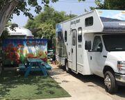 regionen/usa/suedwesten/kalifornien/los-angeles/allgemein/hollywood-rv-park-kalifornien.cr4032x1766-0x733 regionen/usa/suedwesten/kalifornien/los-angeles/allgemein/hollywood-rv-park-kalifornien.cr4032x1766-0x733