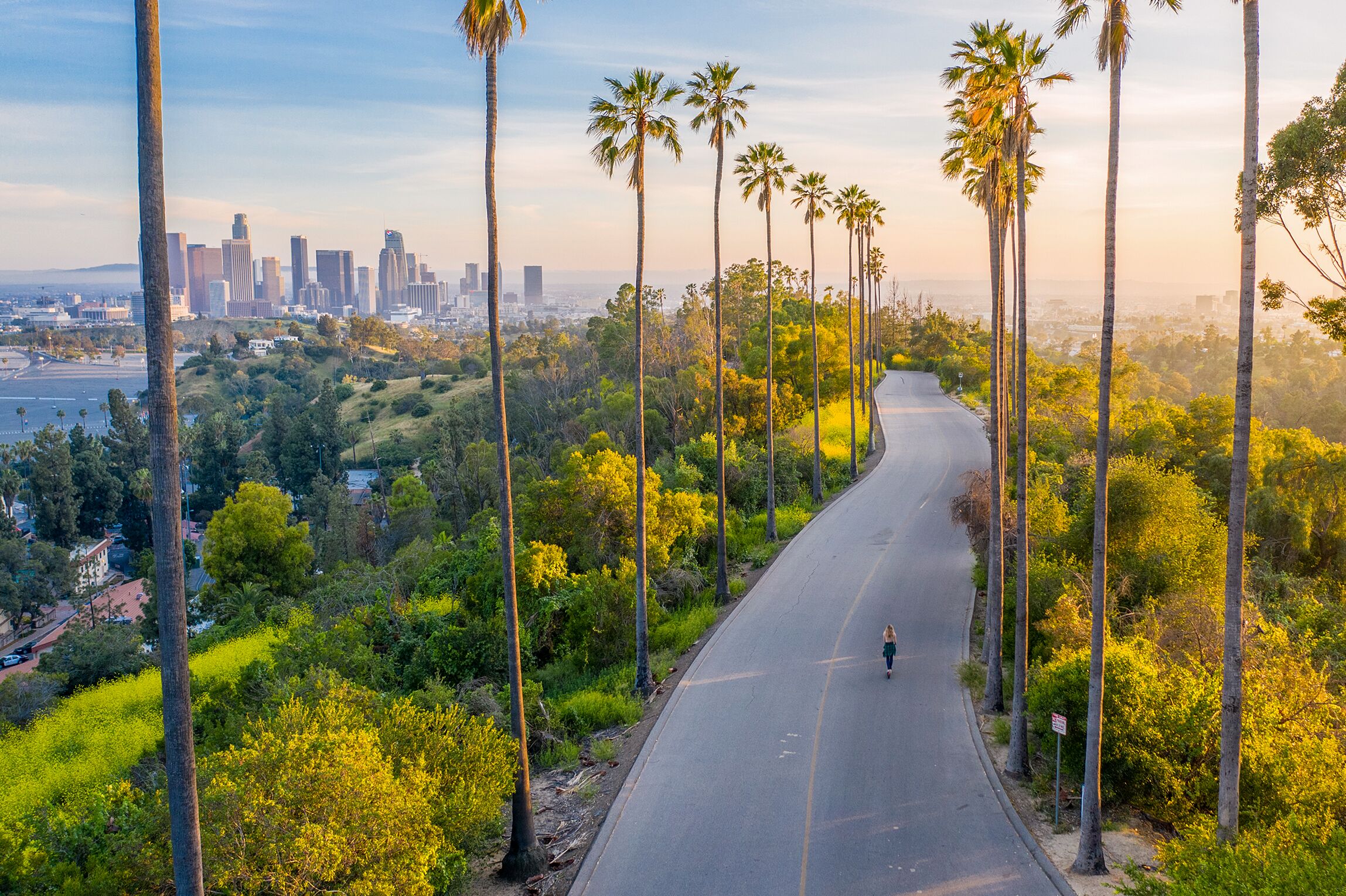 Aufnahme einer Drohne von der Innenstadt Los Angeles