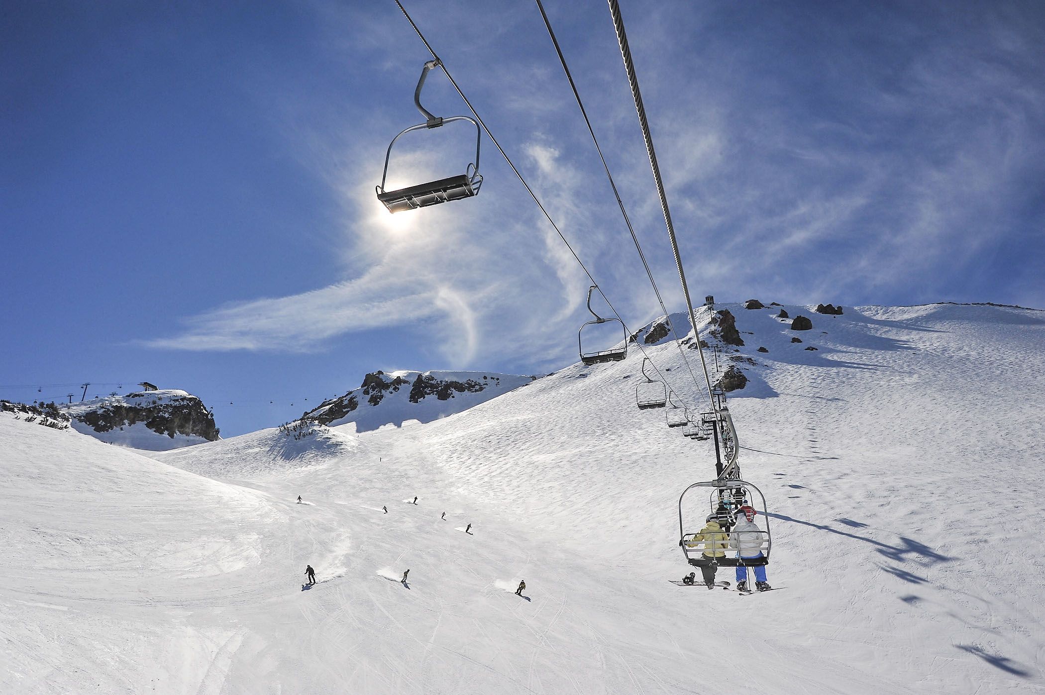 Ein Skilift der Mammoth Mountain Ski Area