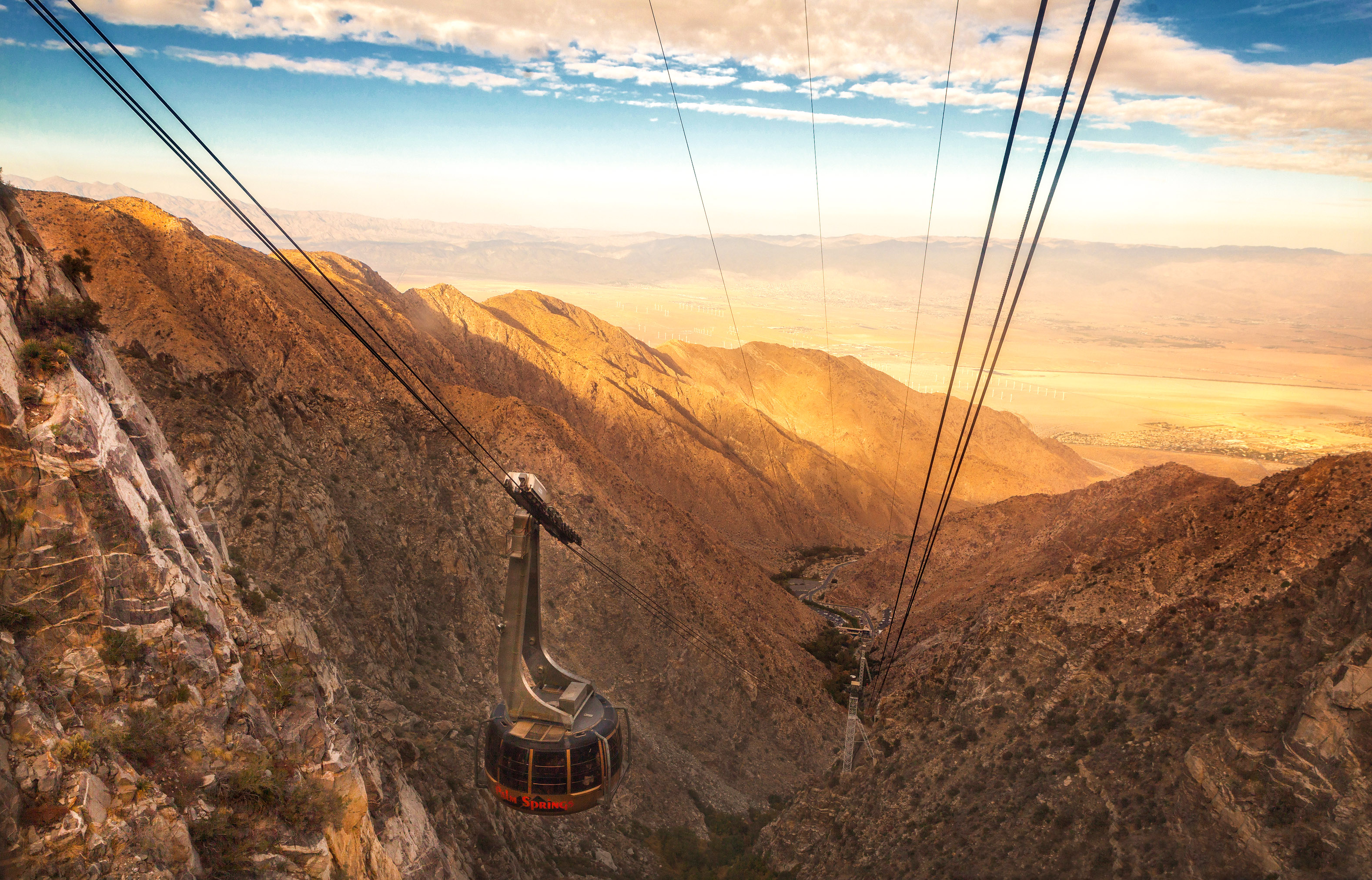 Mit der Gondel Palm Springs aus der Luft erkunden