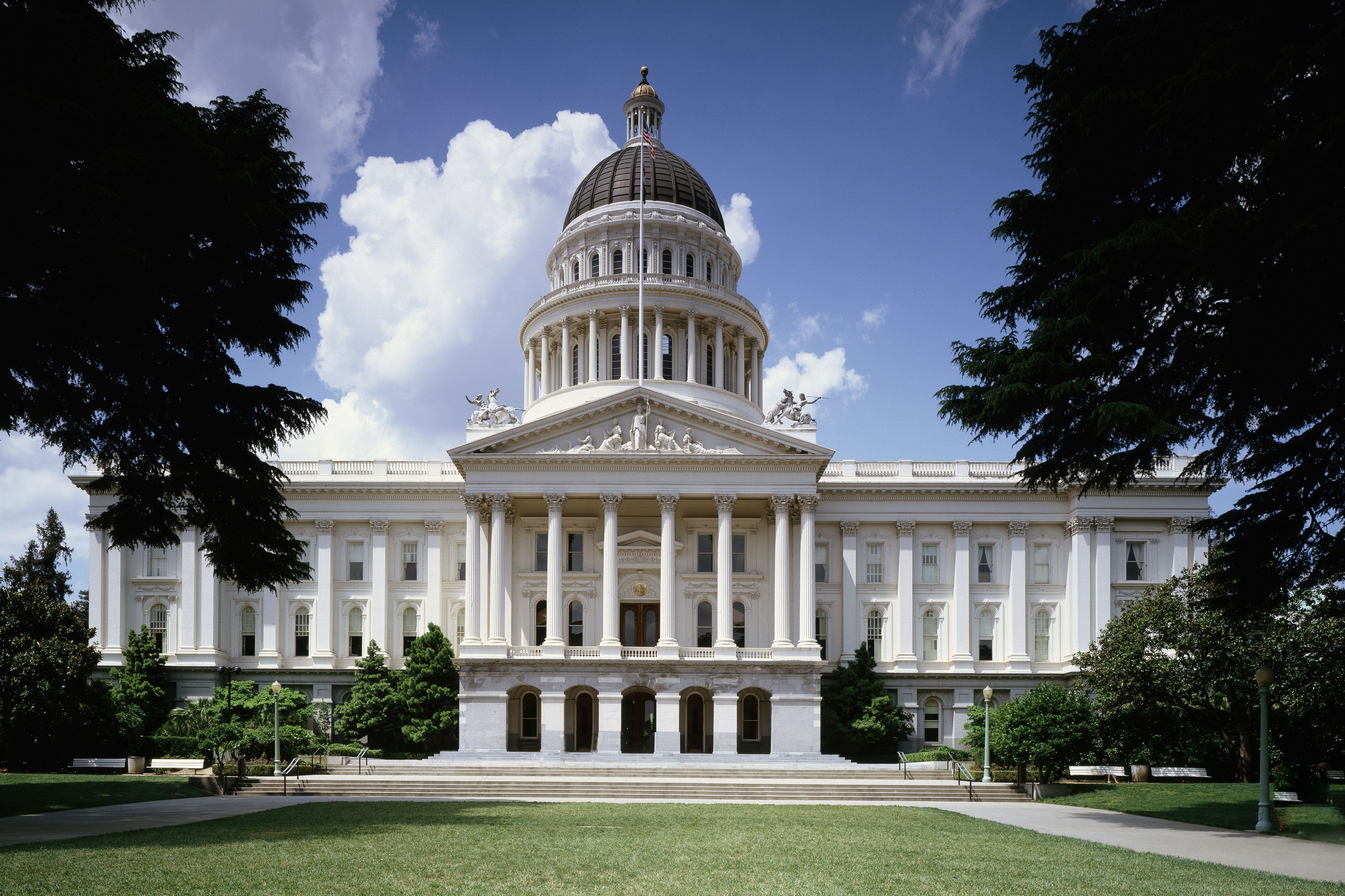 Capitol of California located in Sacramento