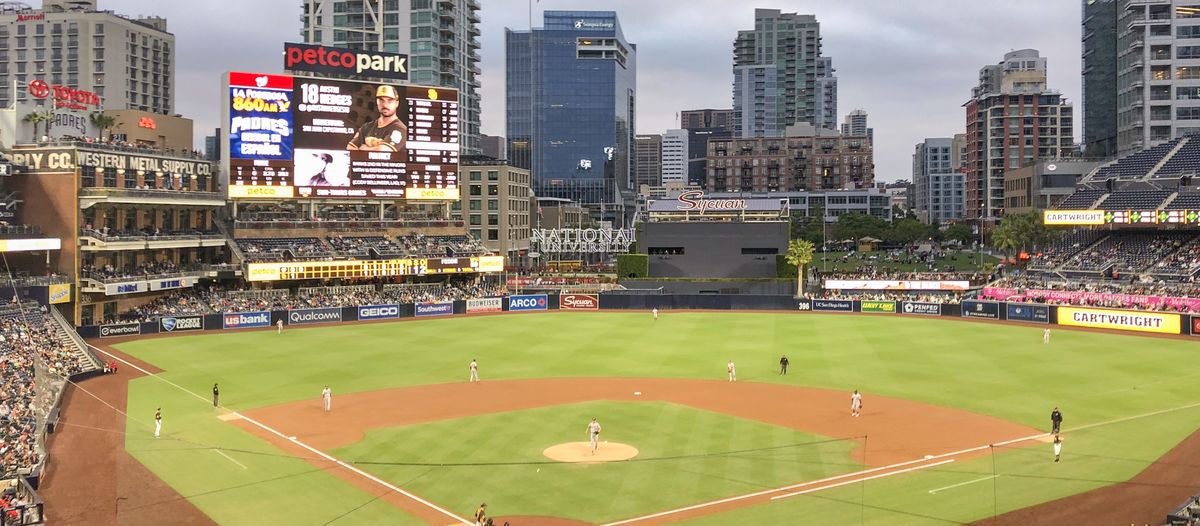 regionen/usa/suedwesten/kalifornien/san-diego/san-diego-baseball-padres-game.cr3749x1643-0x517