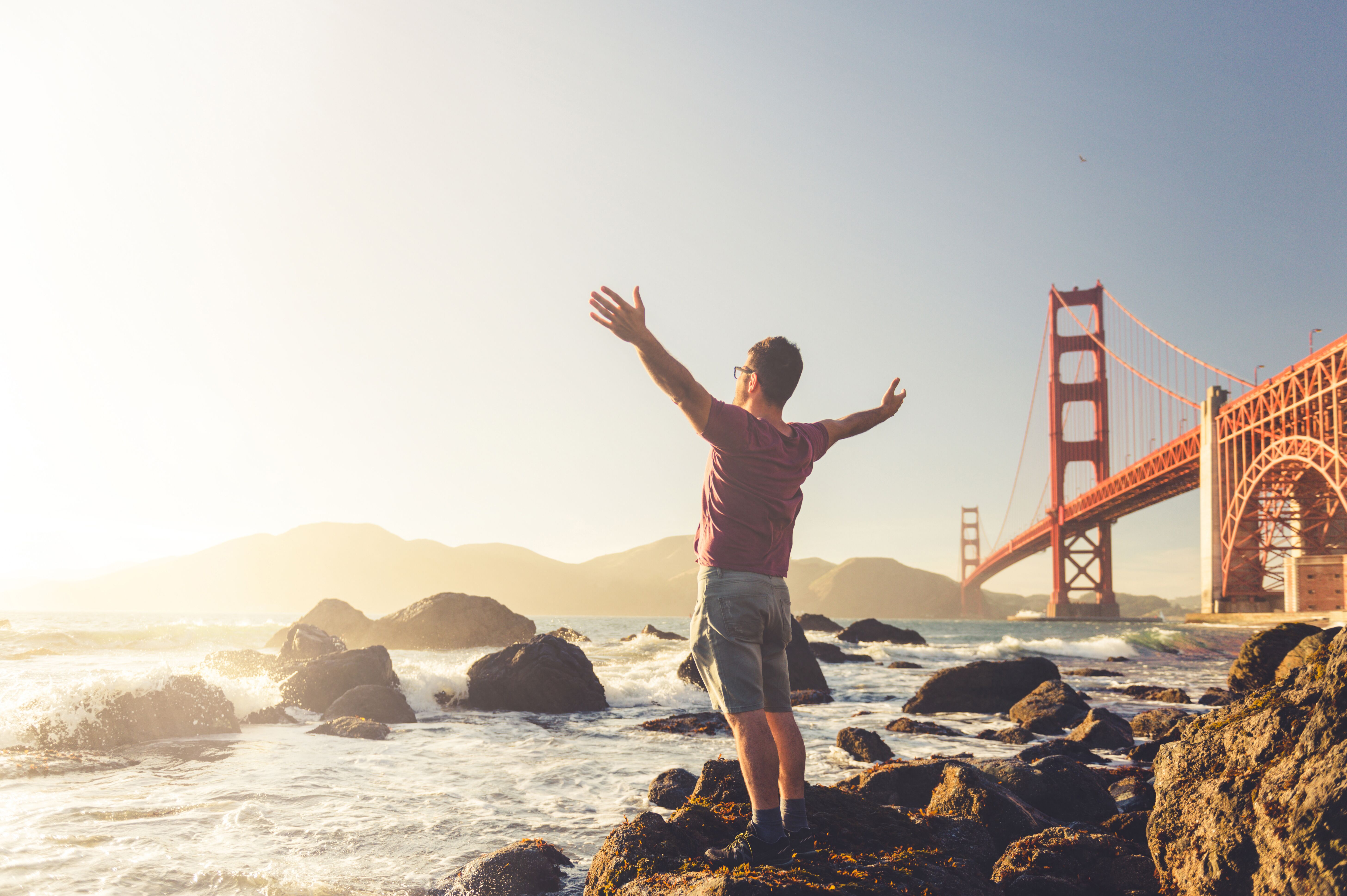 Ein perfekter Moment vor der spektakulÃ¤ren Golden Gate Bridge