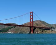 regionen/usa/suedwesten/kalifornien/san-francisco/golden-gate-bridge-pylon-2.cr3936x1723-0x566 regionen/usa/suedwesten/kalifornien/san-francisco/golden-gate-bridge-pylon-2.cr3936x1723-0x566
