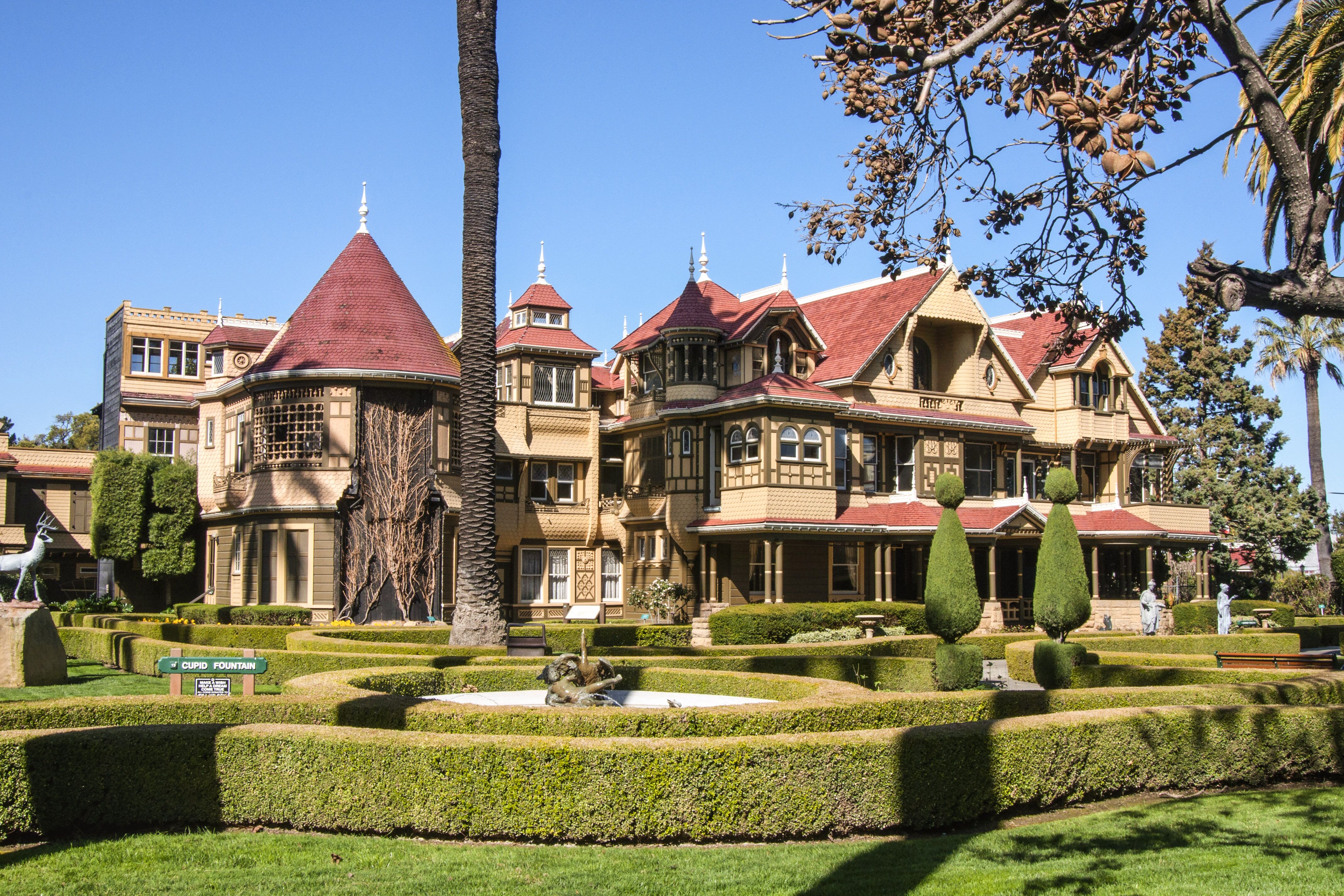 Winchester House in San JosÃ©