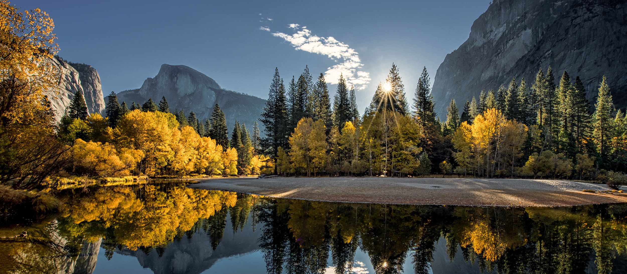 Herbst im Yosemite Nationalpark in Kalifornien