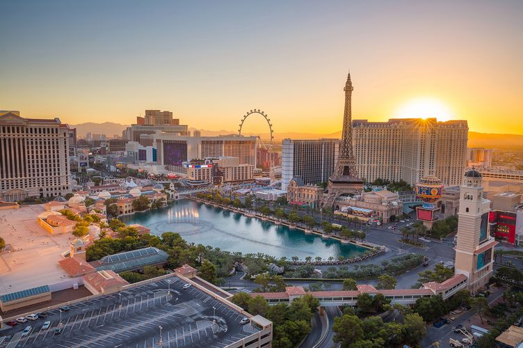 Der Las Vegas Strip bei aufgehender Sonne