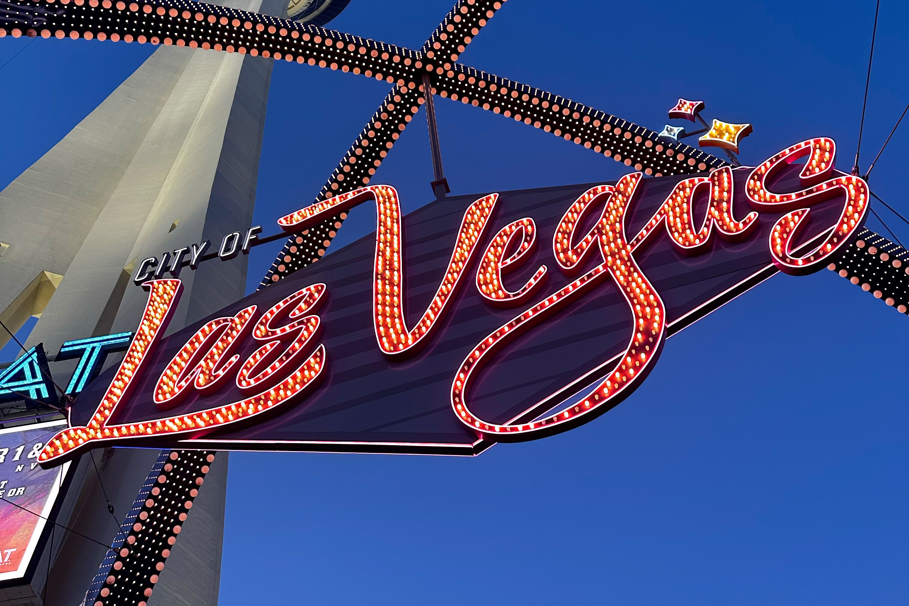 Rot leuchtendes Las Vegas Willkommensschild